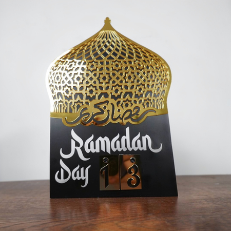 Acrylic Ramadan Countdown Calendar – Luxury Tabletop Decor