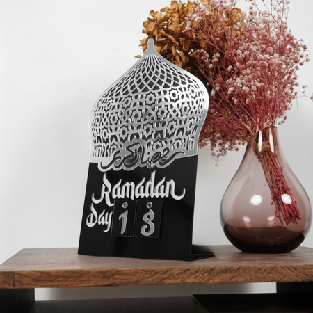 Acrylic Ramadan Countdown Calendar – Luxury Tabletop Decor