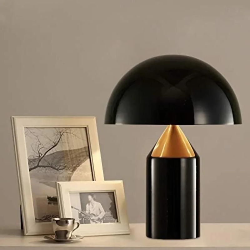 Noir Dome Accent Lamp – Modern High-Gloss Mushroom Lamp with Gold Neck.