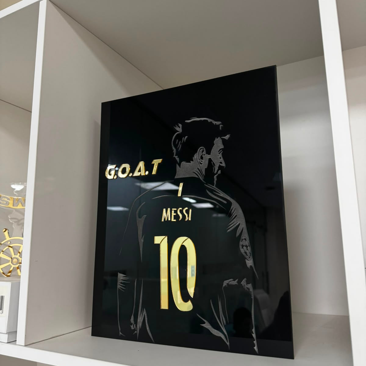 Lionel Messi GOAT Acrylic Wall Art – Premium Black & Gold Football Decor